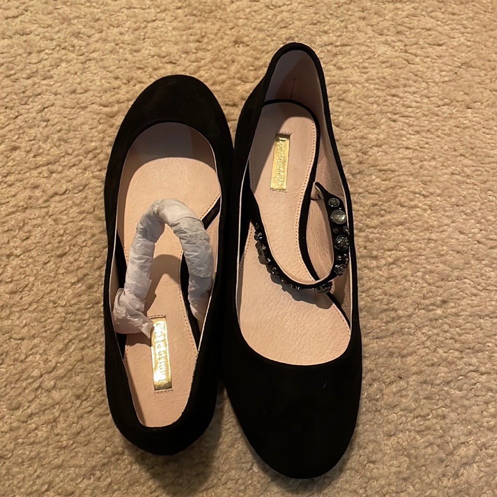 Brand new Louise et Cie jeweled strap flats!